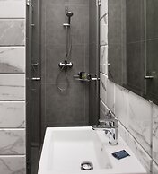 Art House Apartments by Adrez Living