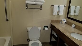 Comfort Inn & Suites Lakeside