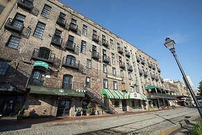 The Cotton Sail Hotel, Tapestry Collection By Hilton