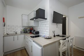 Blackpool Abode - 20 Bairstow Street