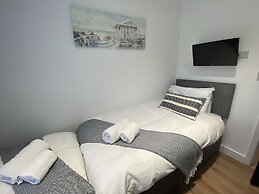 Blackpool Abode - 20 Bairstow Street