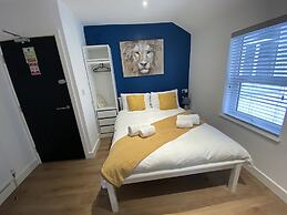 Blackpool Abode - 20 Bairstow Street