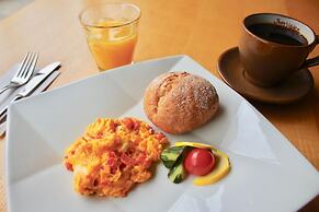 Koharu Resort Hotel & Suites