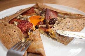 Koharu Resort Hotel & Suites