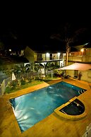 Moonlight Bay Apartments