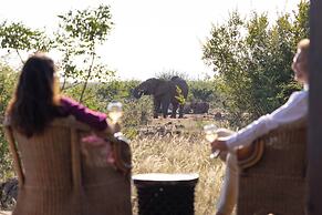 Rhulani Safari Lodge