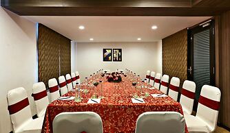 Leisure Inn Grand Chanakya