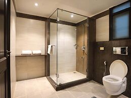 Leisure Inn Grand Chanakya