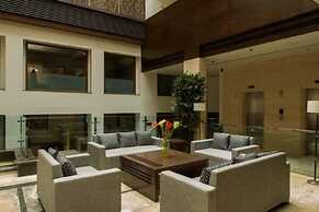 Leisure Inn Grand Chanakya