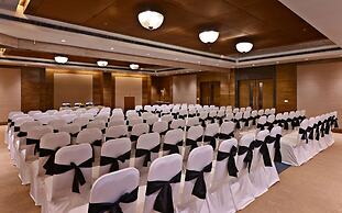 Leisure Inn Grand Chanakya