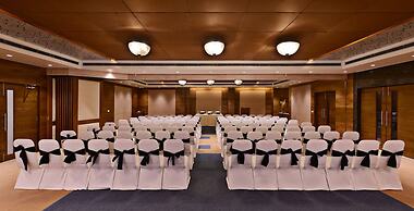 Leisure Inn Grand Chanakya