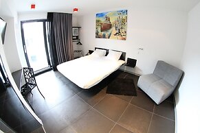 Hotel Grey