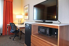 Holiday Inn Express & Suites Calgary NW - University Area by IHG