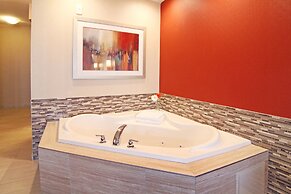Holiday Inn Express & Suites Calgary NW - University Area by IHG