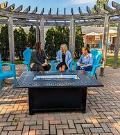 Oasis by the Bay Vacation Suites