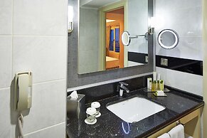 Doubletree By Hilton Hotel Izmir - Alsancak