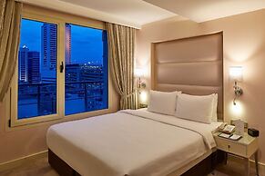 Doubletree By Hilton Hotel Izmir - Alsancak