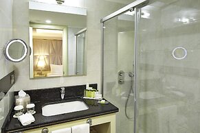 Doubletree By Hilton Hotel Izmir - Alsancak