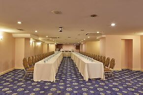 Doubletree By Hilton Hotel Izmir - Alsancak