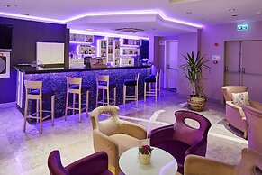 Doubletree By Hilton Hotel Izmir - Alsancak