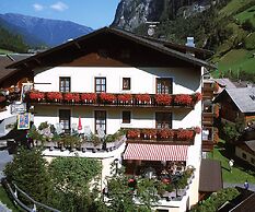 Hotel und Aparthotel Almrösl