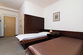 Hotel Merkur