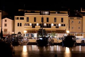 Boutique Hotel Marina