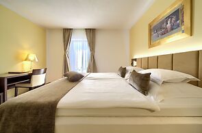 Boutique Hotel Marina