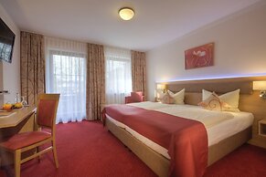 Ströbinger Hof - Therme Wellness Resort