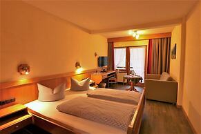 Berg- und Aktivhotel Edelsberg