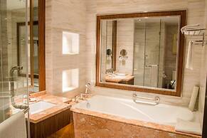 Ramada Plaza Huizhou East