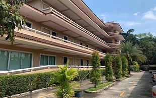 Tharapark View Hotel