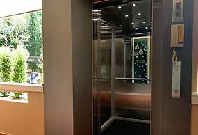 Tharapark View Hotel