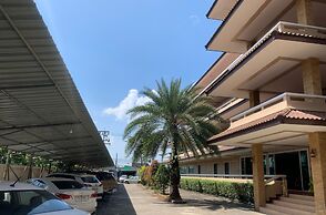 Tharapark View Hotel