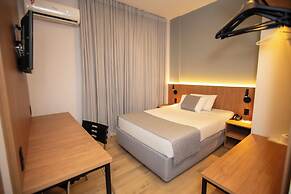 Delcas Hotel