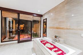 Aldeoz Grand Kancana Villa Bali