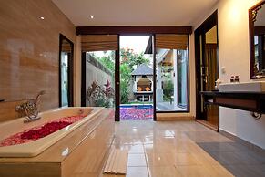 Aldeoz Grand Kancana Villa Bali