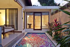 Aldeoz Grand Kancana Villa Bali