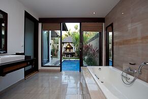 Aldeoz Grand Kancana Villa Bali