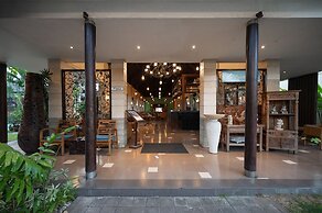 Aldeoz Grand Kancana Villa Bali