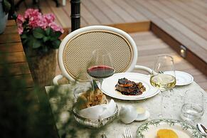 Roomers Berlin Steinplatz, Autograph Collection