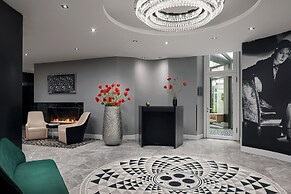 Roomers Berlin Steinplatz, Autograph Collection
