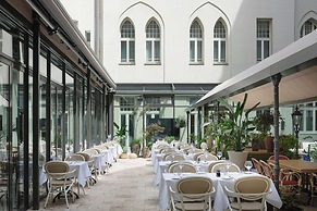 Roomers Berlin Steinplatz, Autograph Collection