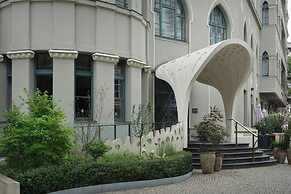 Roomers Berlin Steinplatz, Autograph Collection