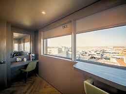 Bloc Hotel London Gatwick Airport