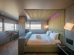 Bloc Hotel London Gatwick Airport