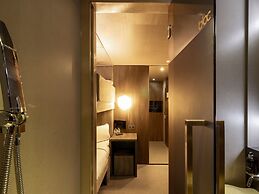 Bloc Hotel London Gatwick Airport