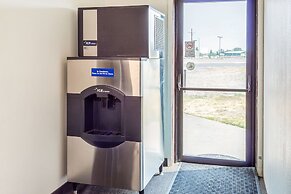 OYO Hotel Shelby MT Hwy 2 & I-15