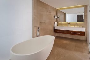 The Ritz-Carlton, Herzliya