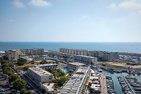 The Ritz-Carlton, Herzliya